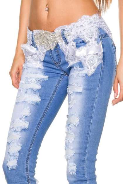 Capri-Jeans mit Spitze