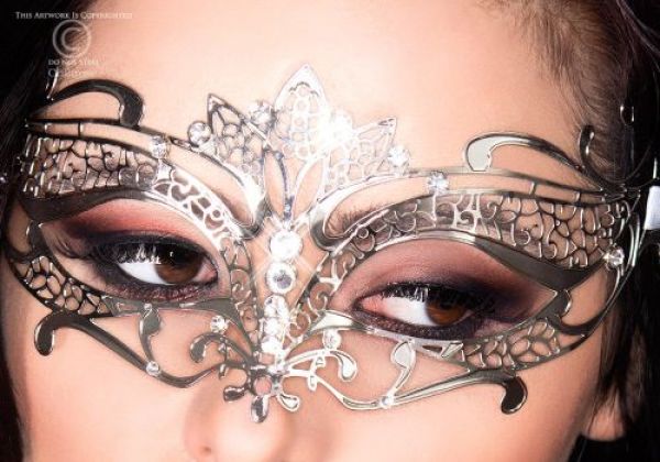 Mysterious Chili Mask CR3809 Mysterious Chili Mask CR3809